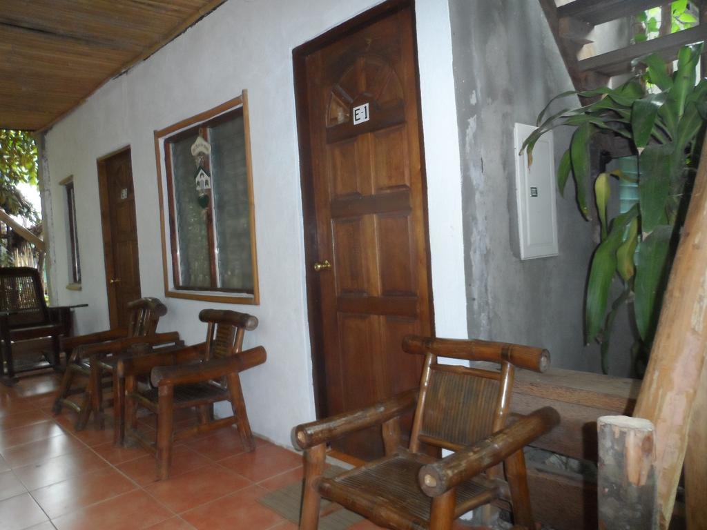 Victoria Guest House And Cottages Puerto Princesa Luaran gambar
