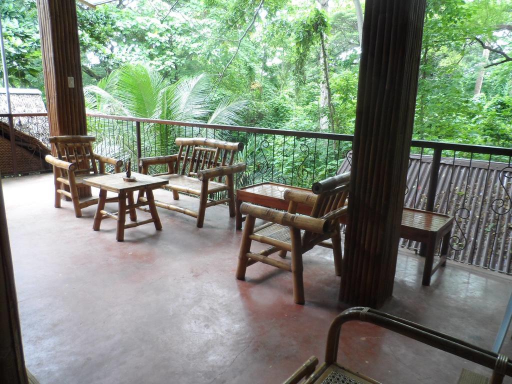Victoria Guest House And Cottages Puerto Princesa Luaran gambar